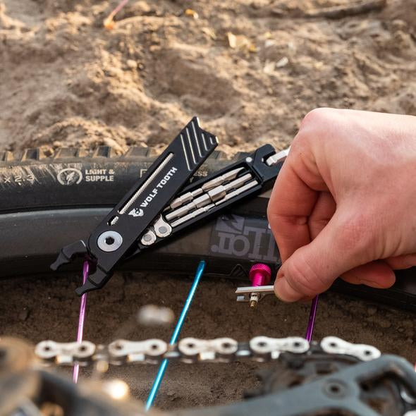Wolf Tooth 8-bit pack pliers