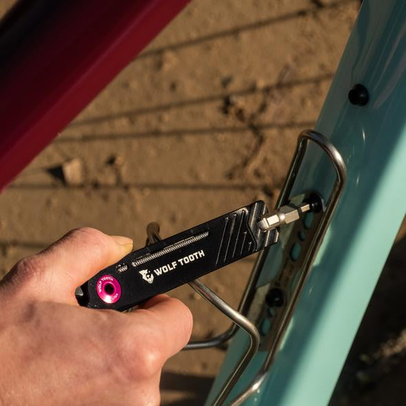 Wolf Tooth 8-bit pack pliers